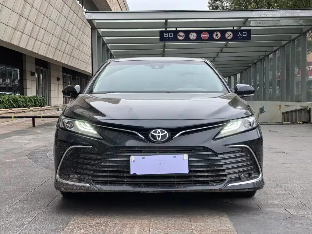 Toyota Camry 2022 из CN, фото 9