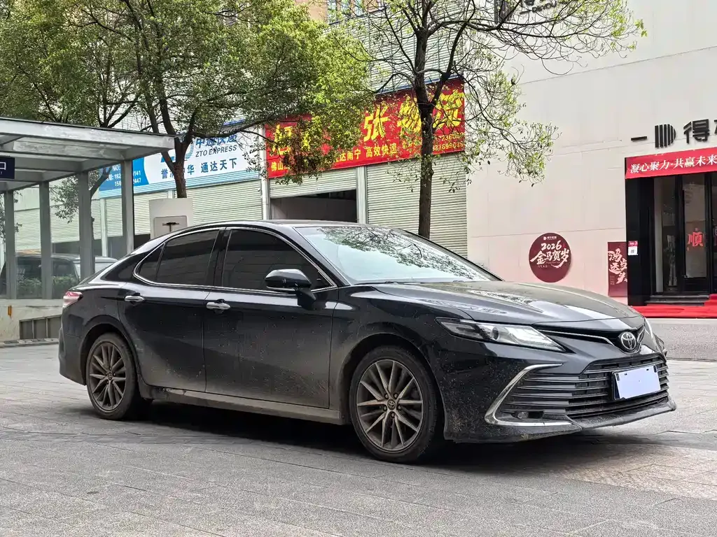 Toyota Camry 2022 из CN, фото 4
