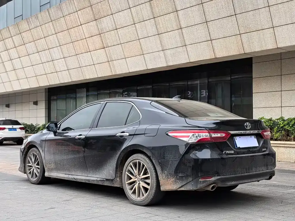 Toyota Camry 2022 из CN, фото 3