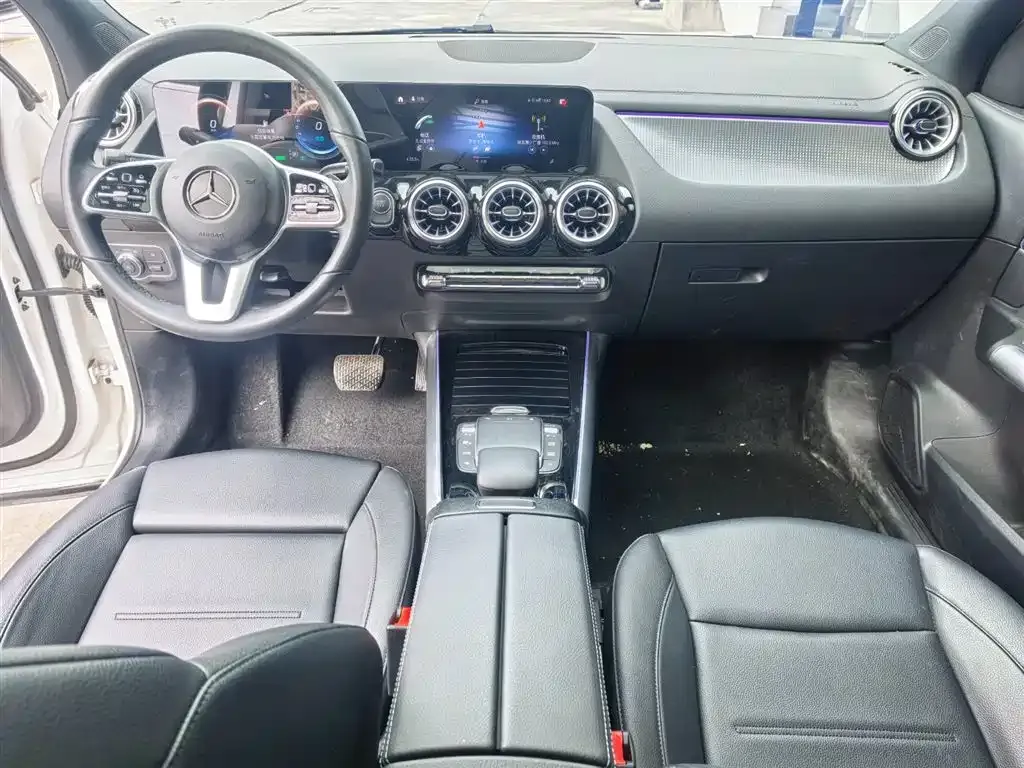 Mercedes-Benz EQA — фото 9