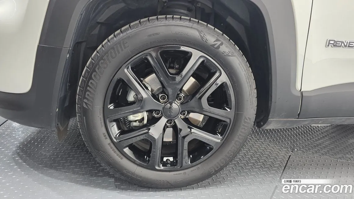 Jeep Renegade 2022 из KR, фото 8