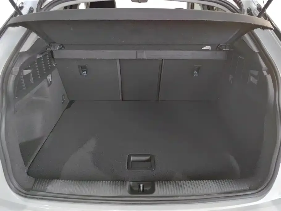 Audi Q2L 2021 из CN, фото 2