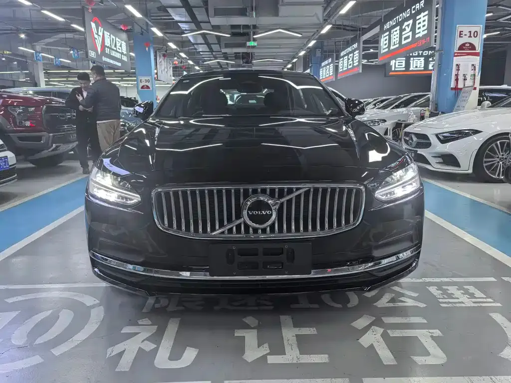 Volvo S90 — фото 10