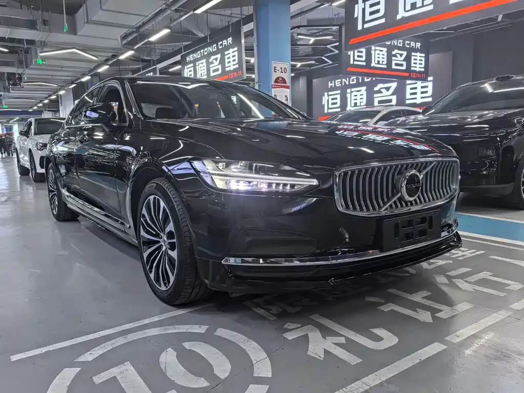 Volvo S90 — фото 9