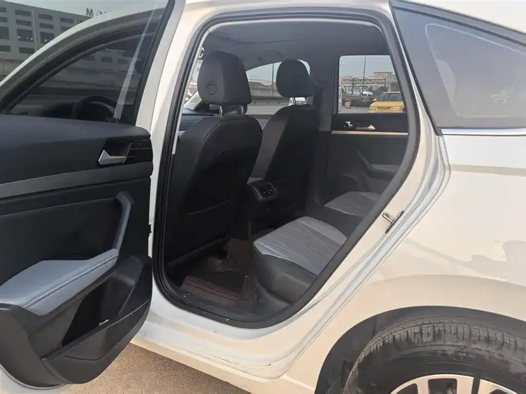 Volkswagen Lavida 2024 из CN, фото 4
