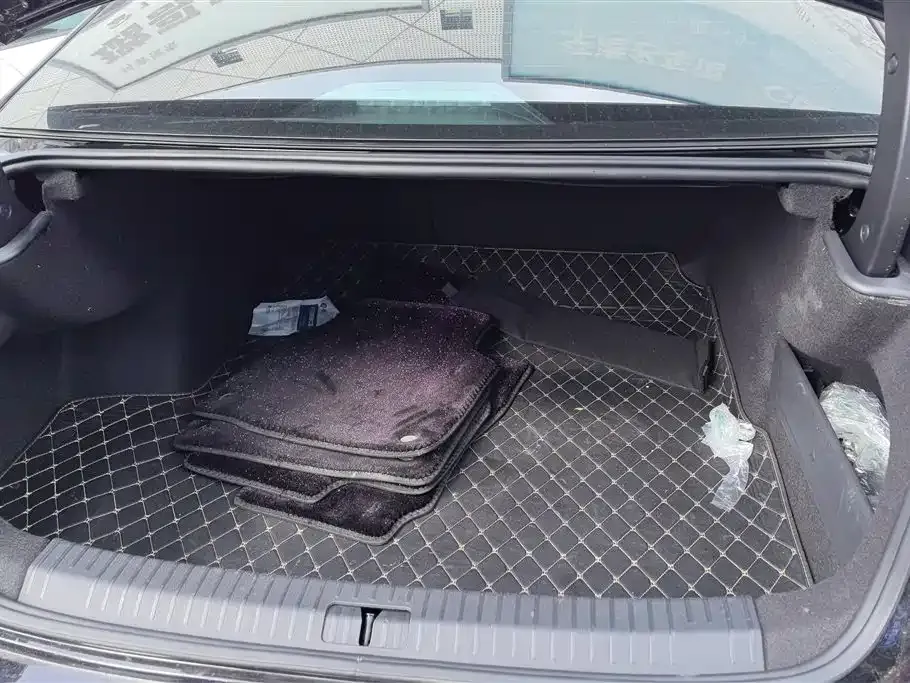 Volkswagen Passat 2023 из CN, фото 10