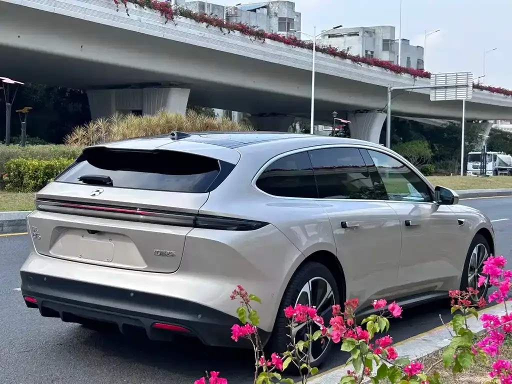 NIO ET5T 2023 из CN, фото 5