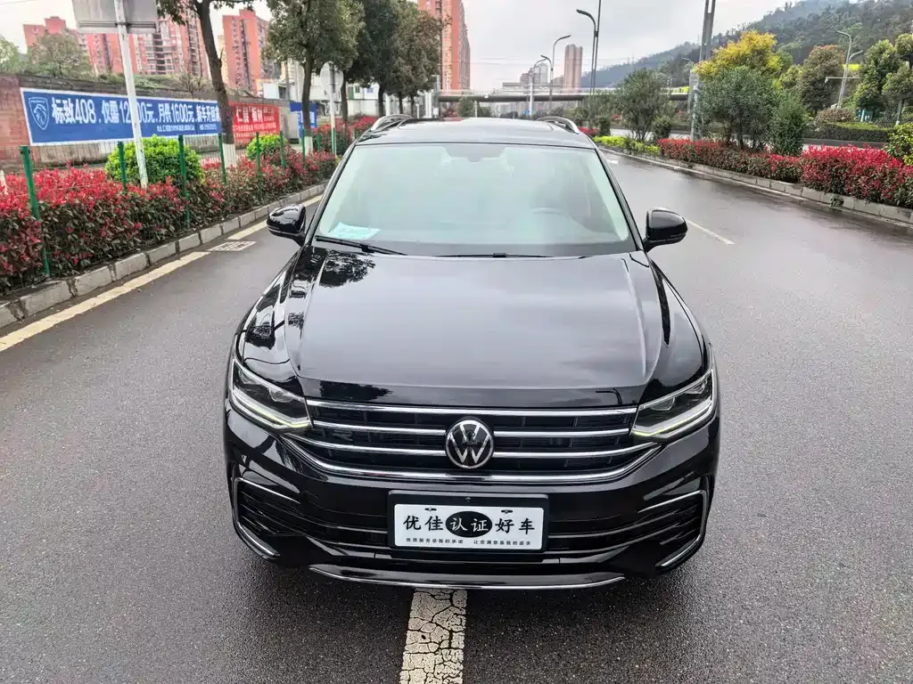Volkswagen Tiguan L 2021 из CN, фото 4