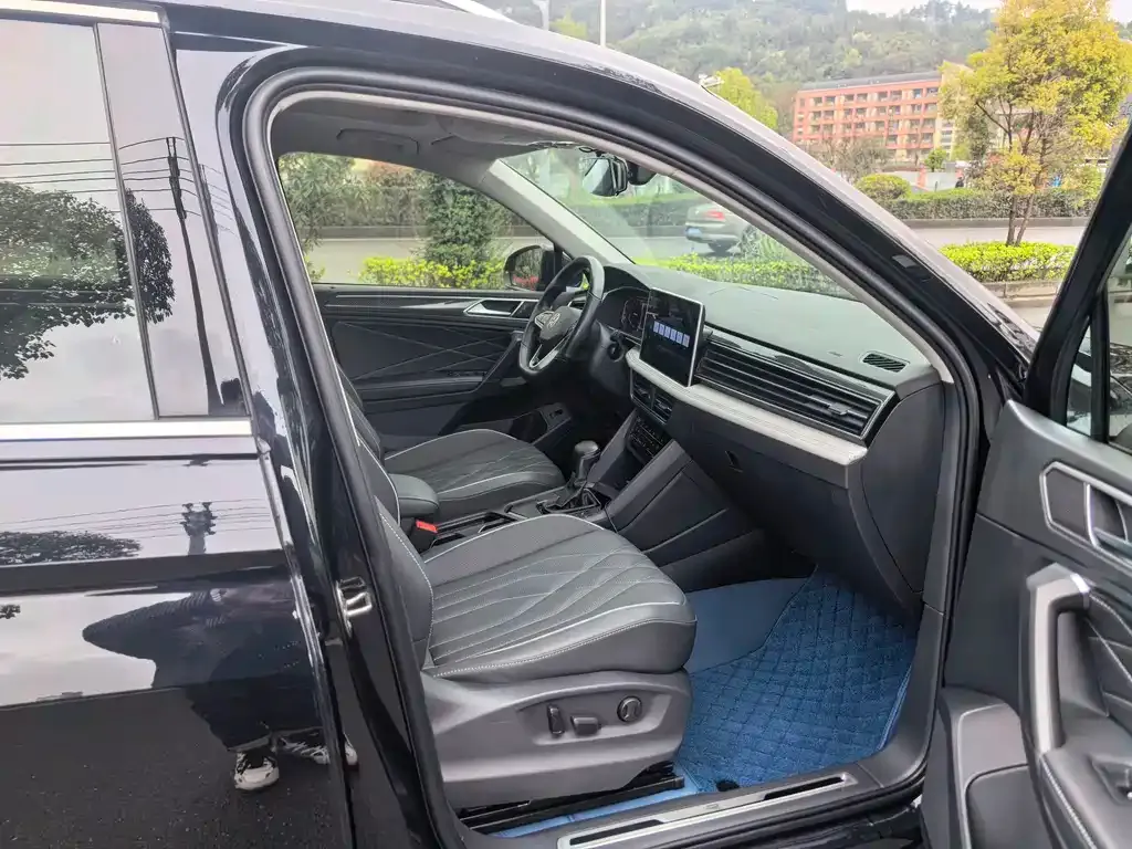 Volkswagen Tiguan L 2021 из CN, фото 7