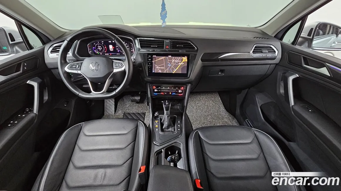 Volkswagen Tiguan 2023 из KR, фото 2