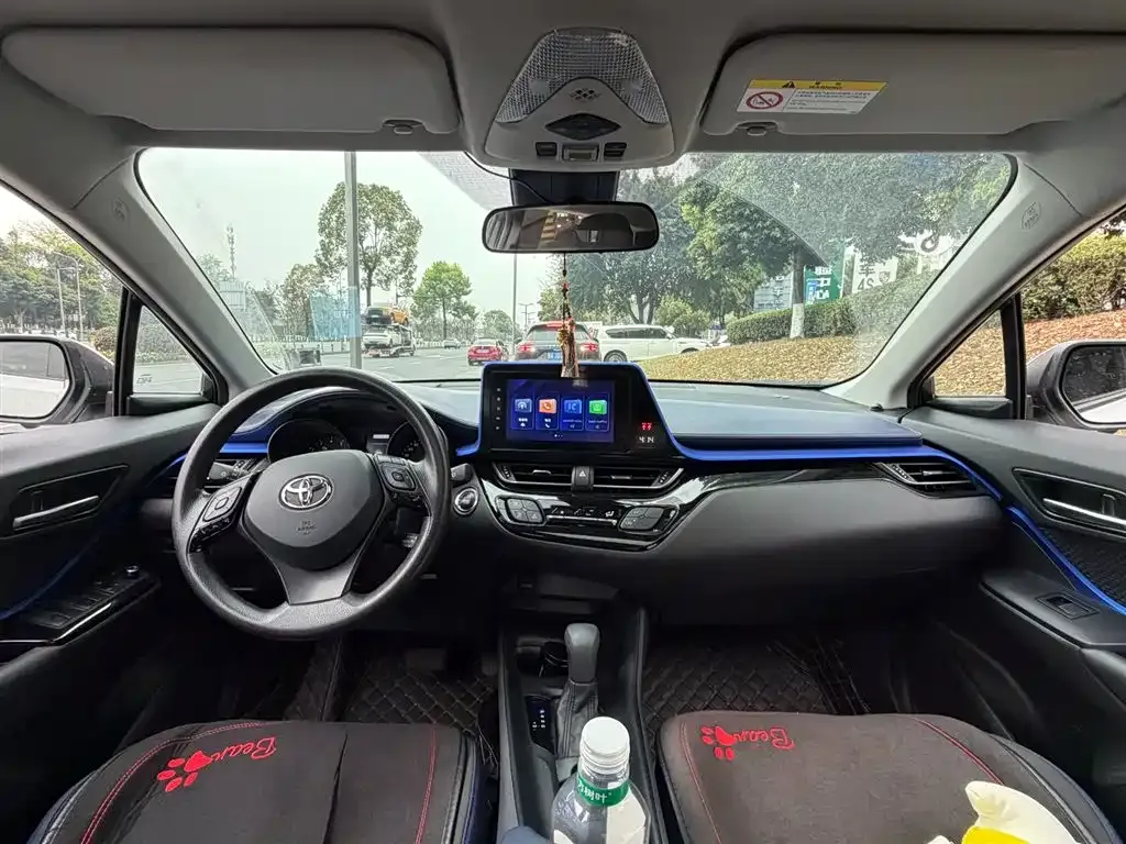 Toyota C-HR — фото 3