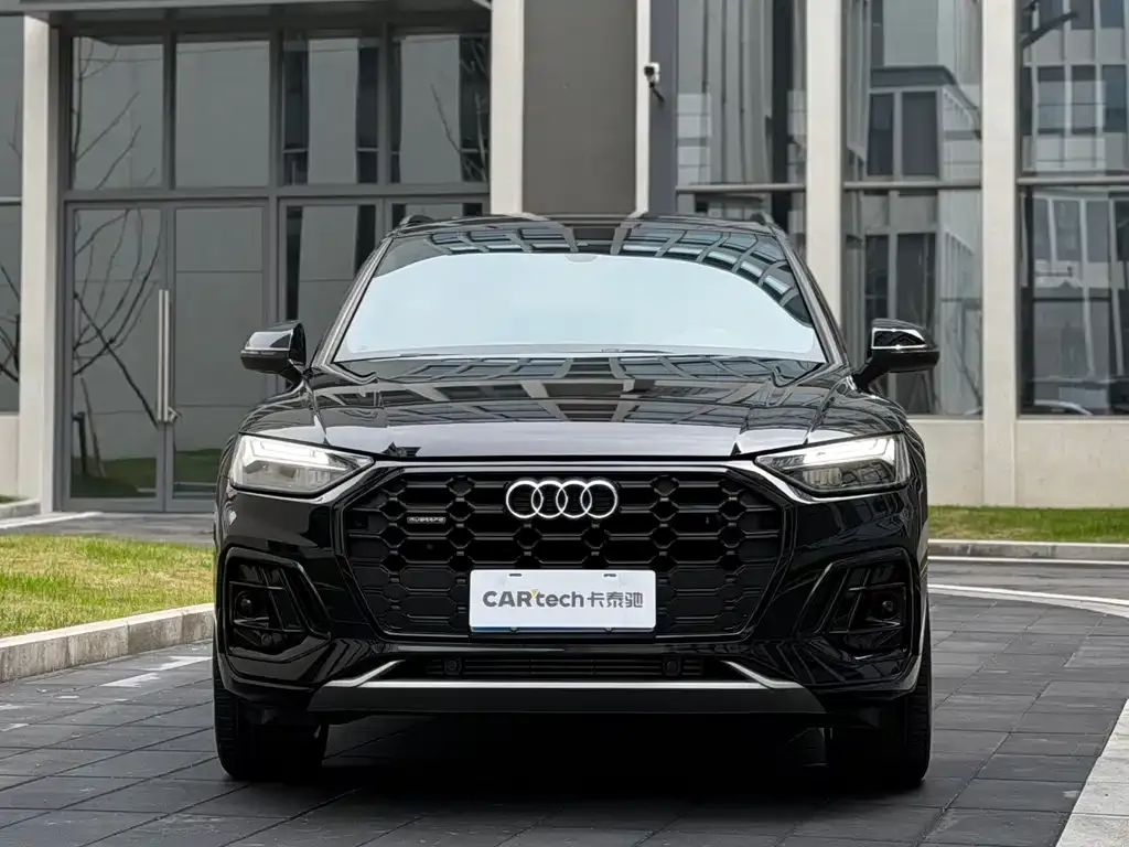 Audi Q5L — фото 4