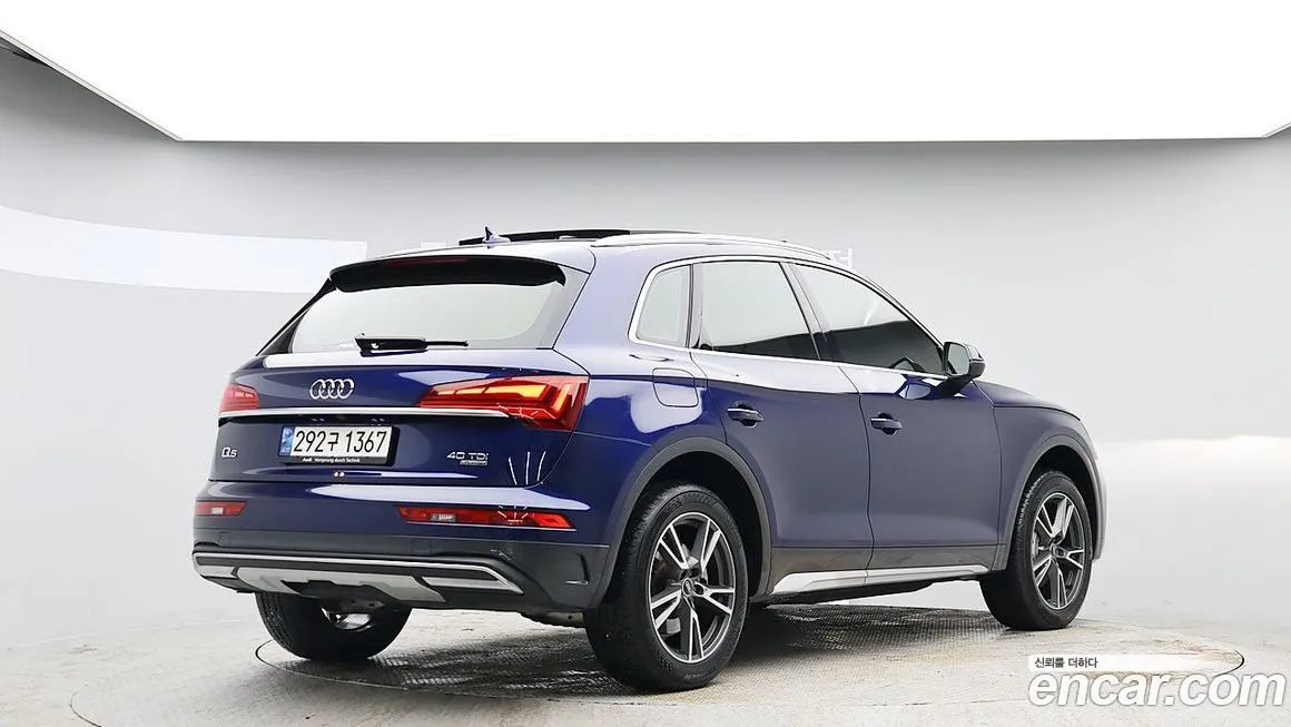 Audi Q5 2022 из KR, фото 2