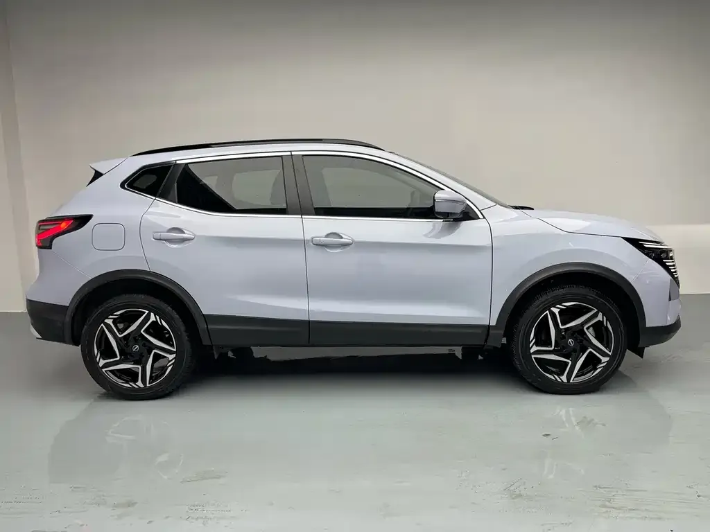 Nissan Qashqai — фото 3