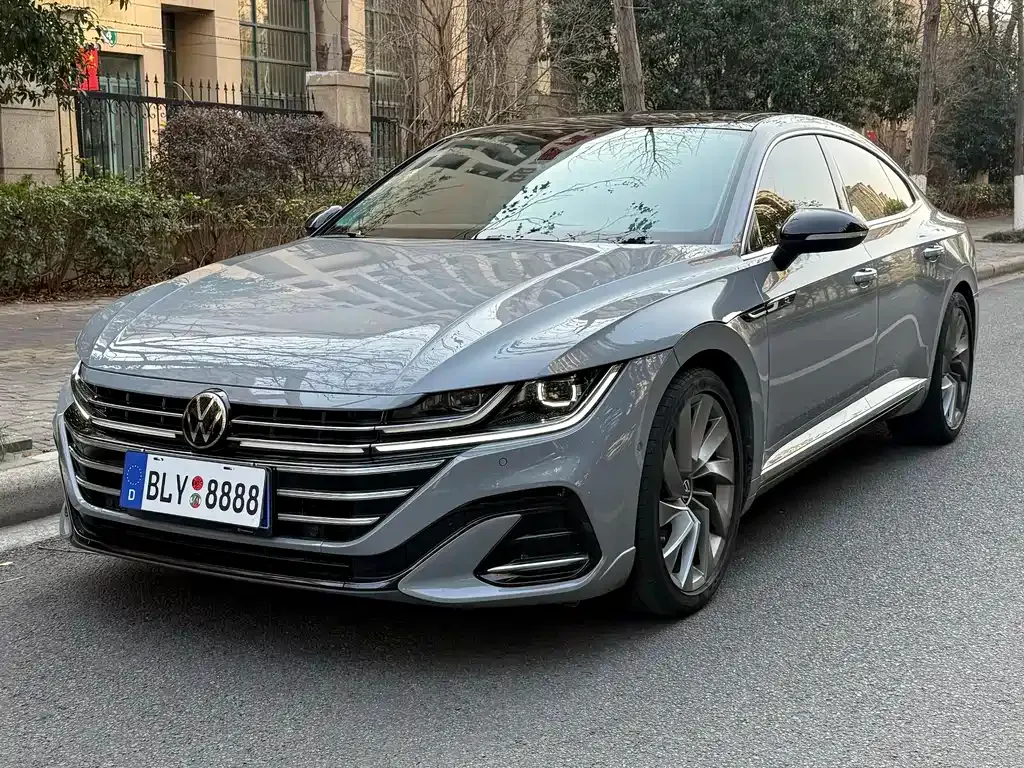 Volkswagen CC — фото 1