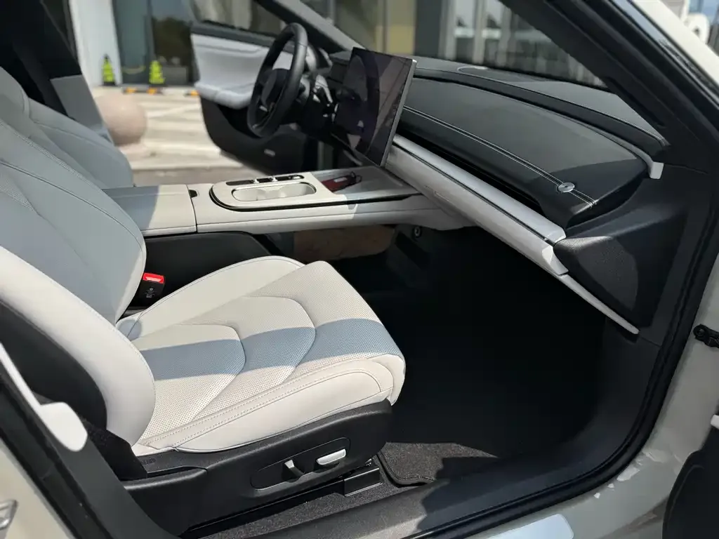 Xiaomi SU7 2024 из CN, фото 2