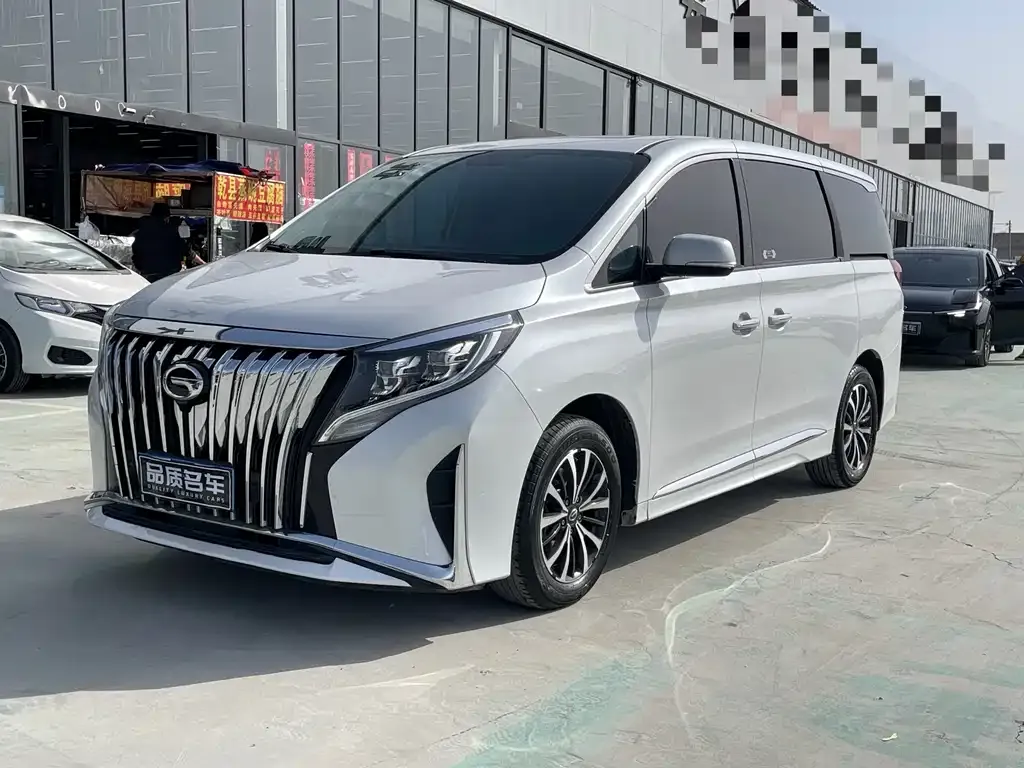 GAC Motor Trumpchi M8 — фото 1