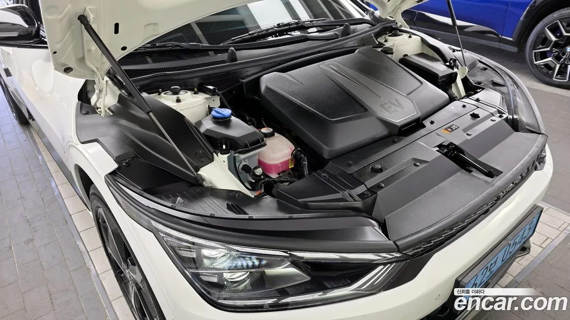 Kia EV6 2022 из KR, фото 10