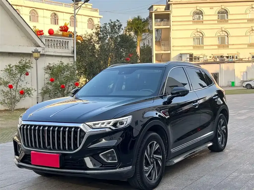 Hongqi HS5 — фото 1