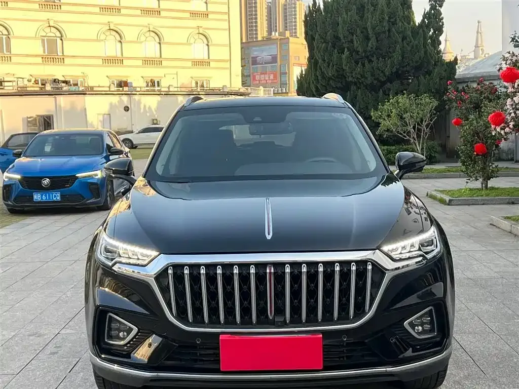 Hongqi HS5 — фото 3