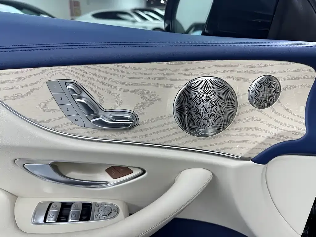 Mercedes-Benz E-Class (Import) — фото 2