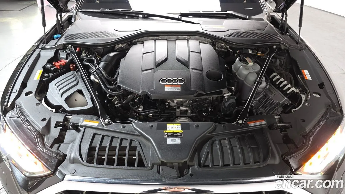 Audi A8 2023 из KR, фото 8