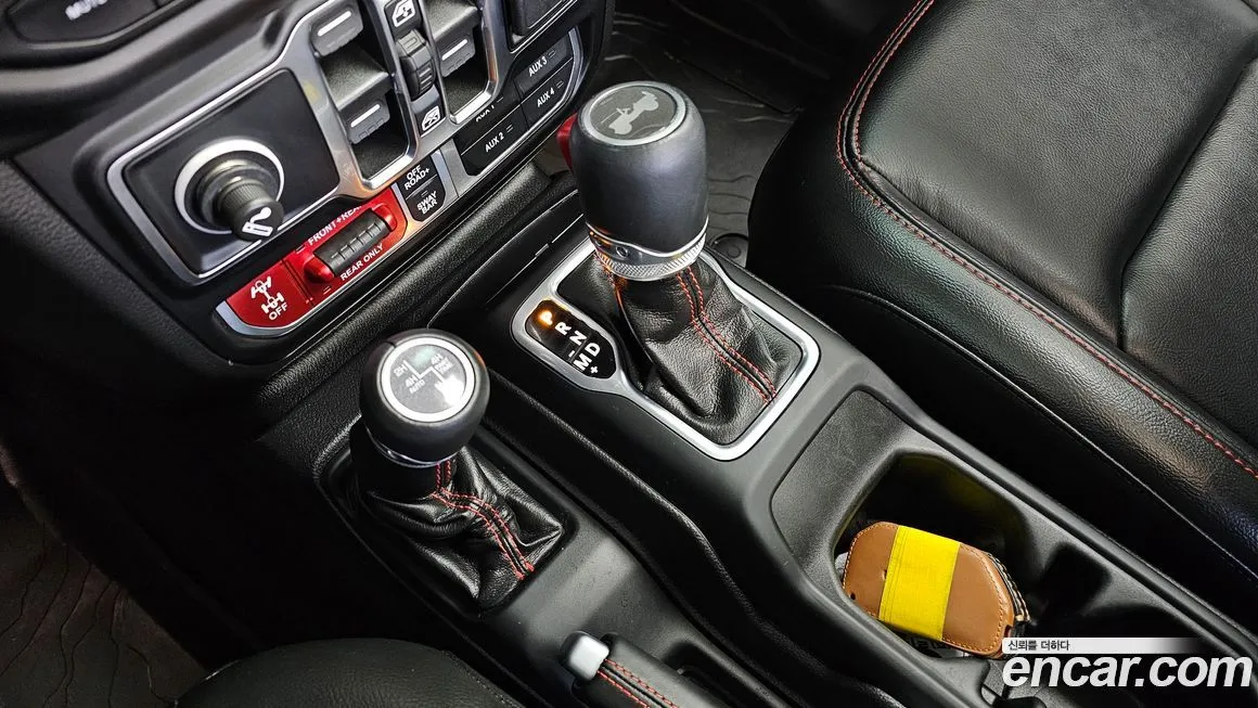Jeep Wrangler 2022 из KR, фото 9