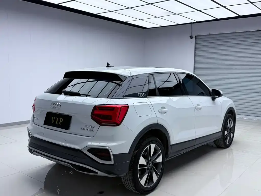 Audi Q2L 2022 из CN, фото 7
