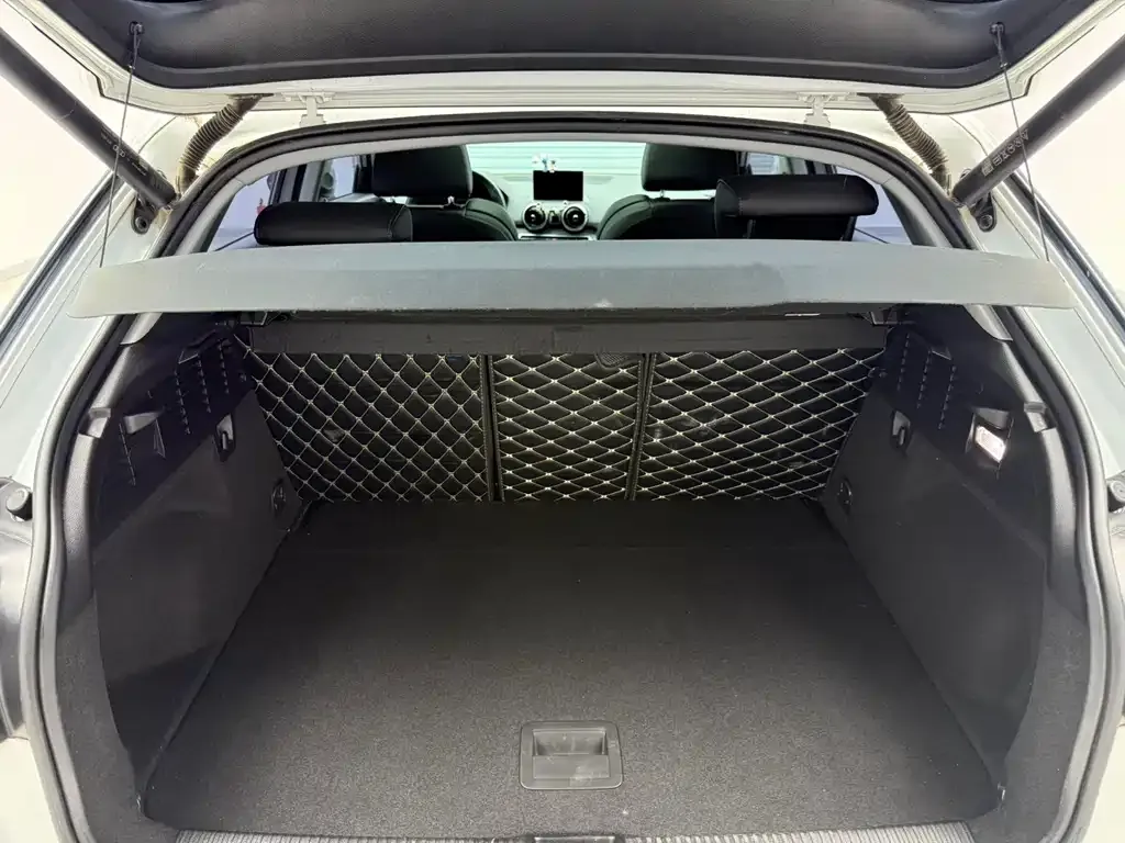 Audi Q2L 2022 из CN, фото 10