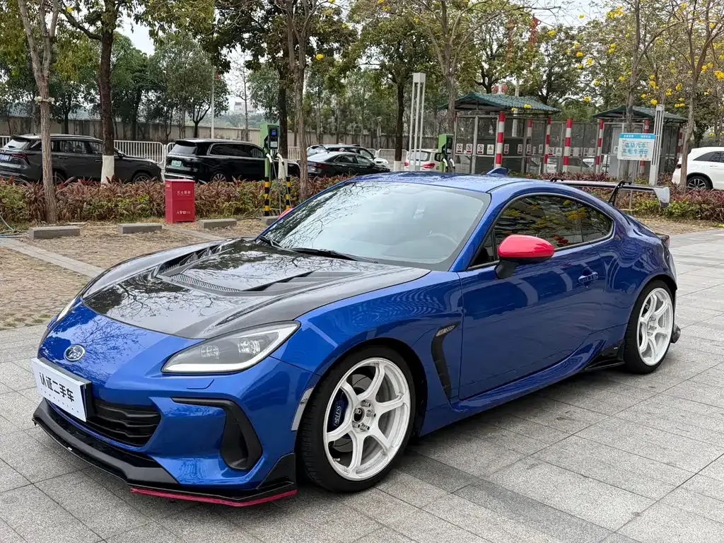 Subaru BRZ 2023 из CN, фото 1