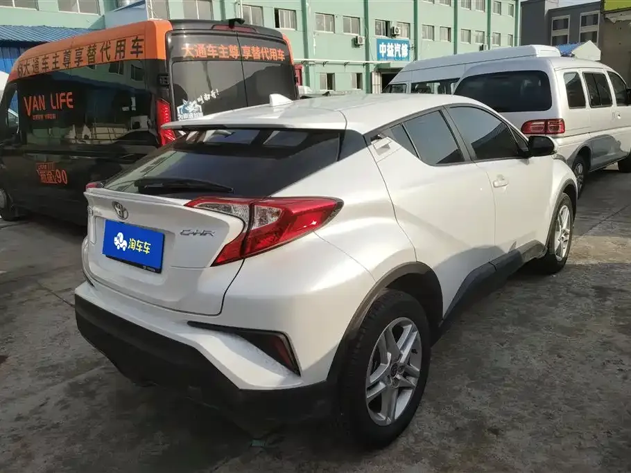 Toyota C-HR 2024 из CN, фото 10