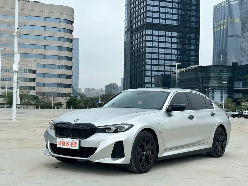 BMW i3 — фото 1