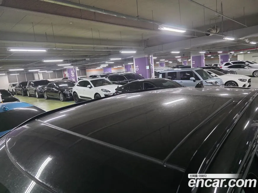 Land Rover Range Rover Velar 2025 из KR, фото 9