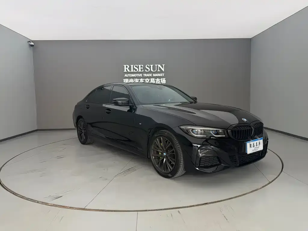 BMW 3 Series 2022 из CN, фото 4