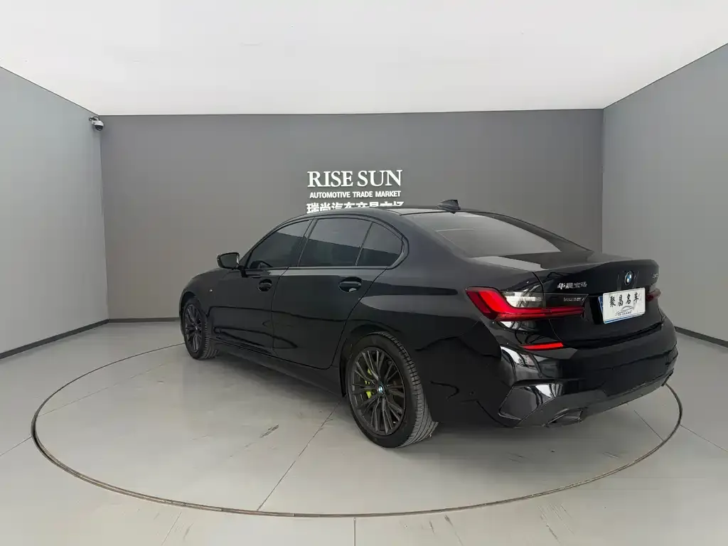 BMW 3 Series 2022 из CN, фото 5
