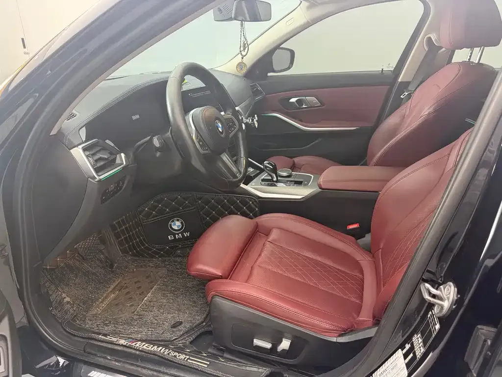 BMW 3 Series 2022 из CN, фото 10