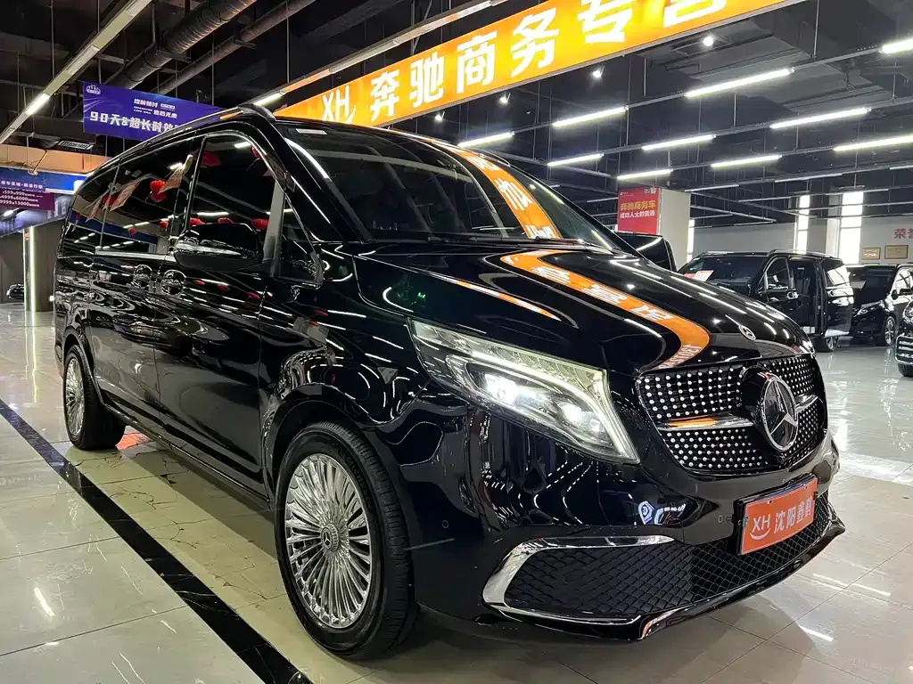 Mercedes-Benz V-Class 2022 из CN, фото 1