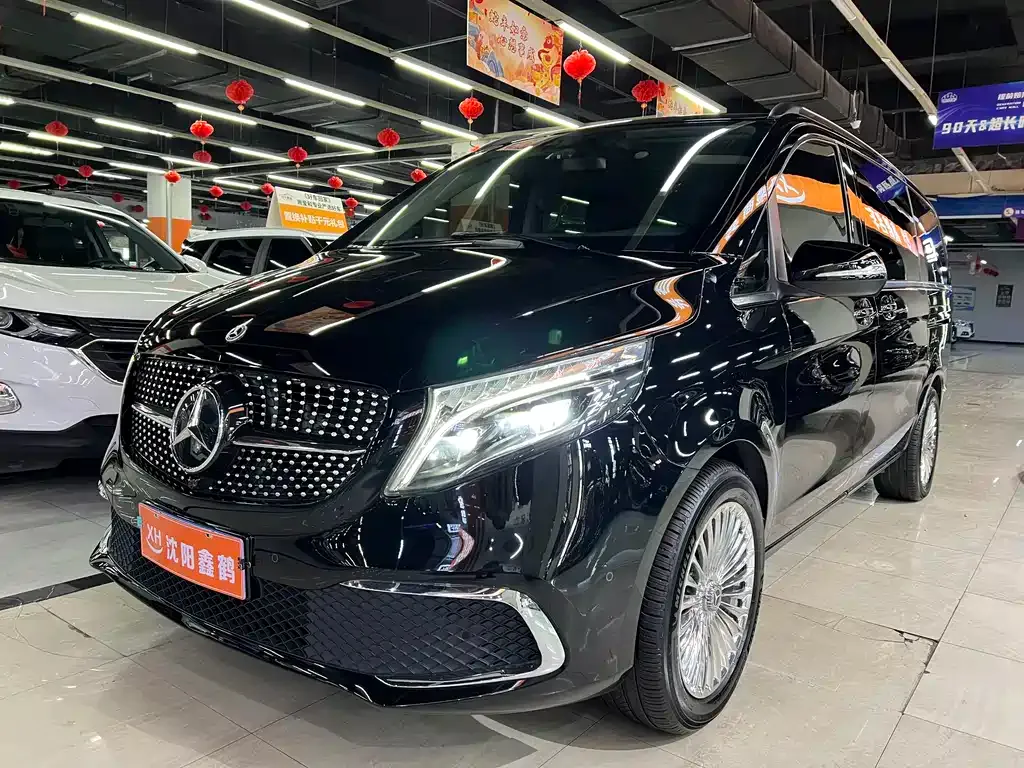 Mercedes-Benz V-Class 2022 из CN, фото 4