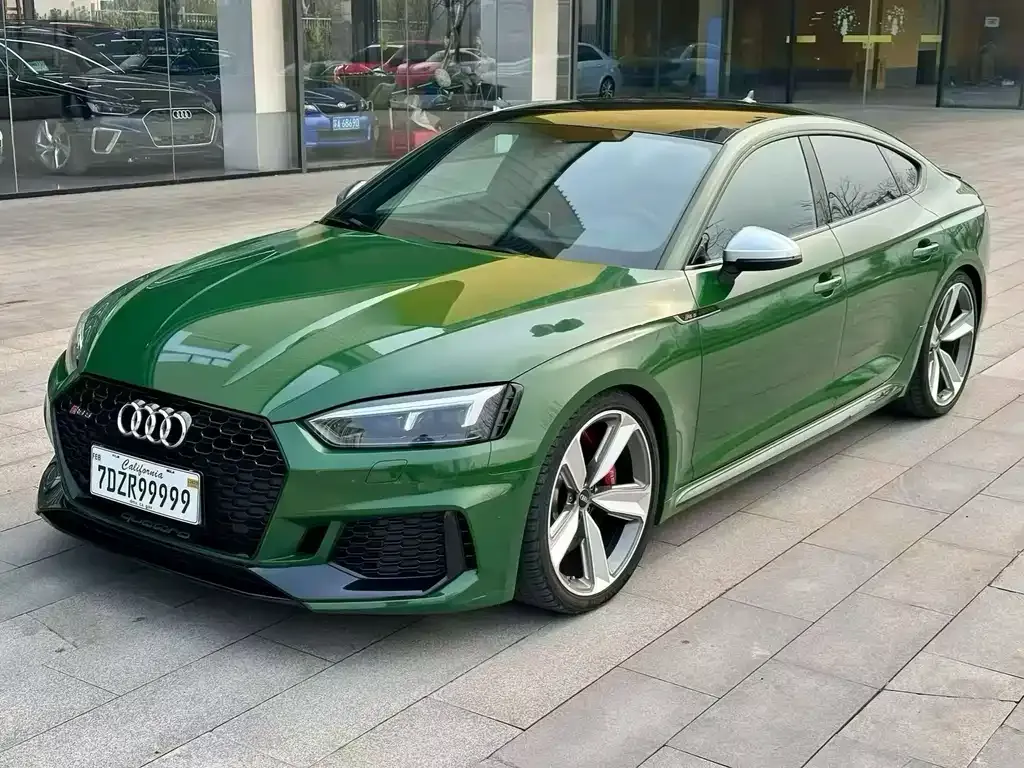 Audi RS 5 — фото 1