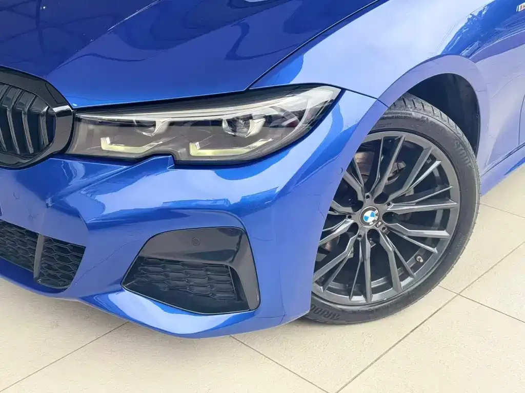 BMW 3 Series 2021 из CN, фото 9