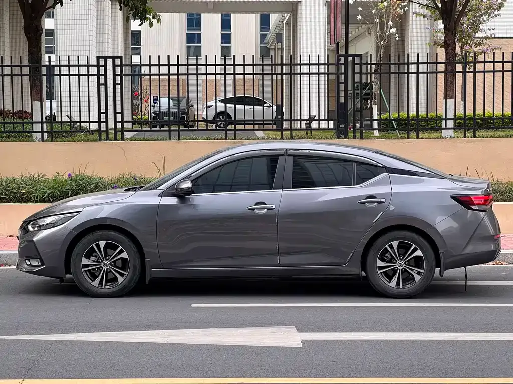 Nissan Sylphy 2022 из CN, фото 5