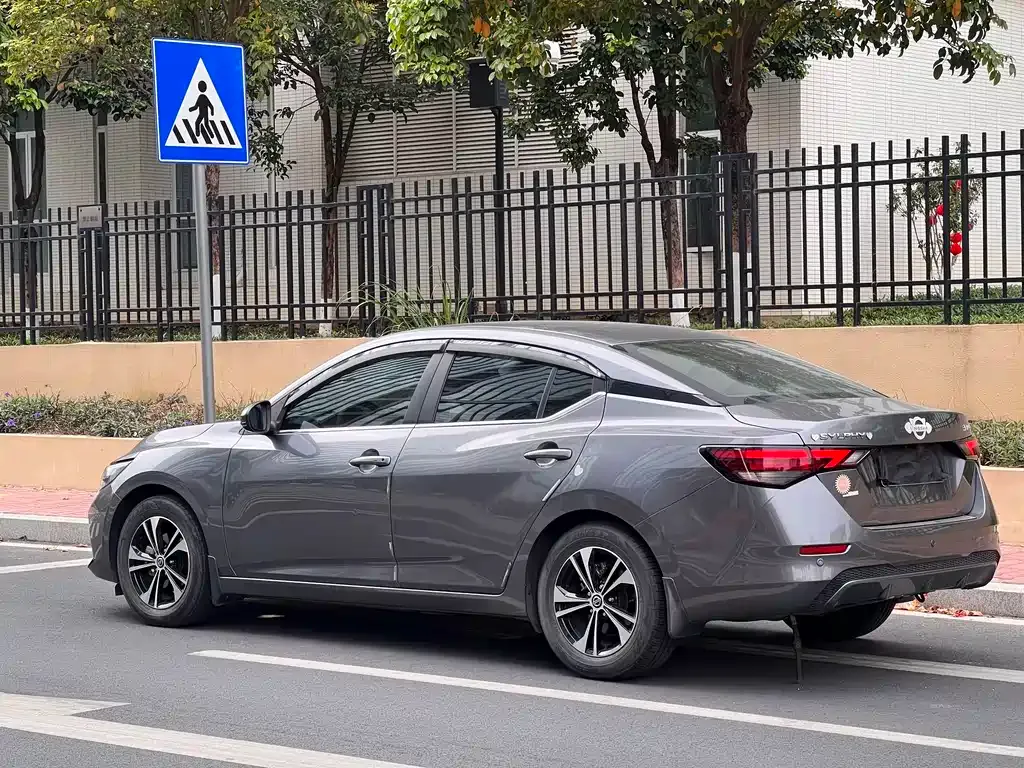 Nissan Sylphy 2022 из CN, фото 4