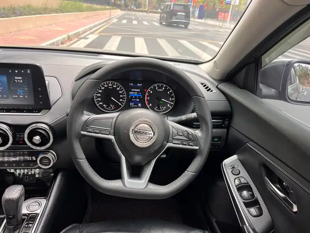 Nissan Sylphy 2022 из CN, фото 3