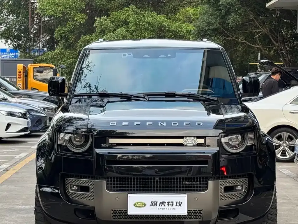 Land Rover Defender — фото 5