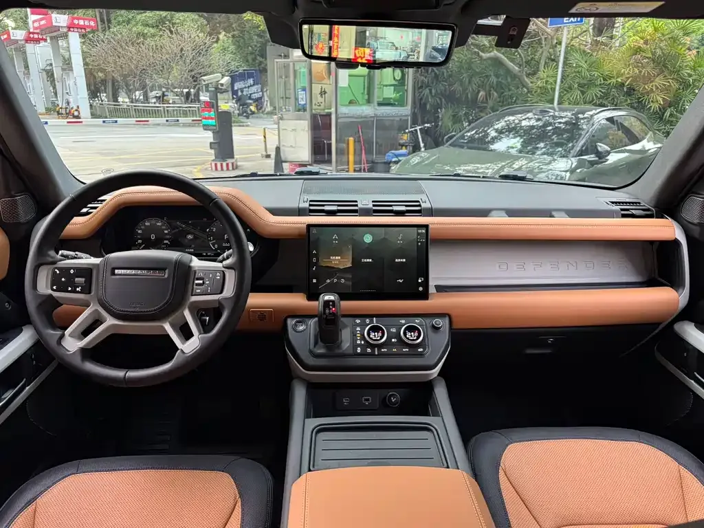 Land Rover Defender — фото 9