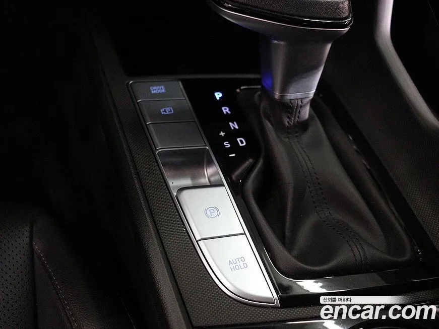 Hyundai AVANTE — фото 10