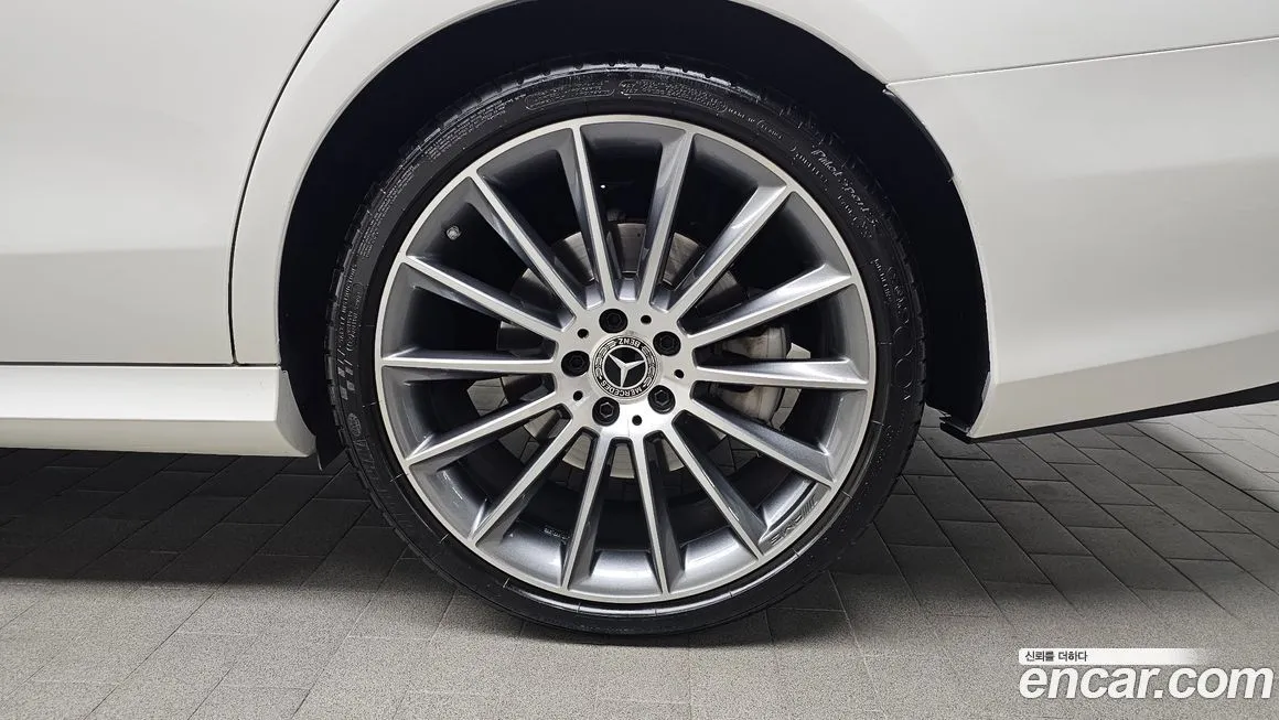 Mercedes-Benz E-Class 2021 из KR, фото 5