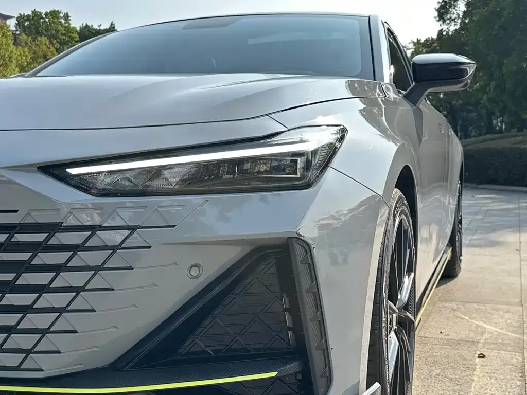 Changan UNI-V 2023 из CN, фото 7