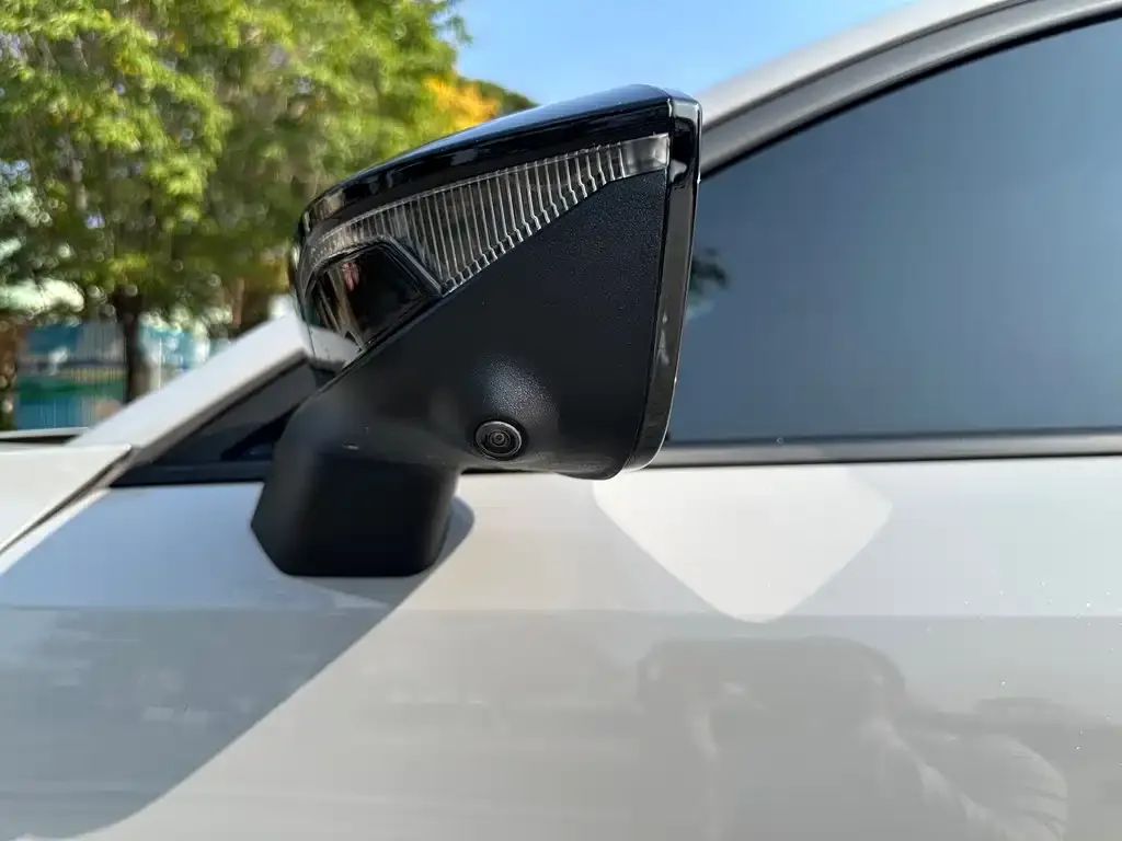 Changan UNI-V 2023 из CN, фото 3