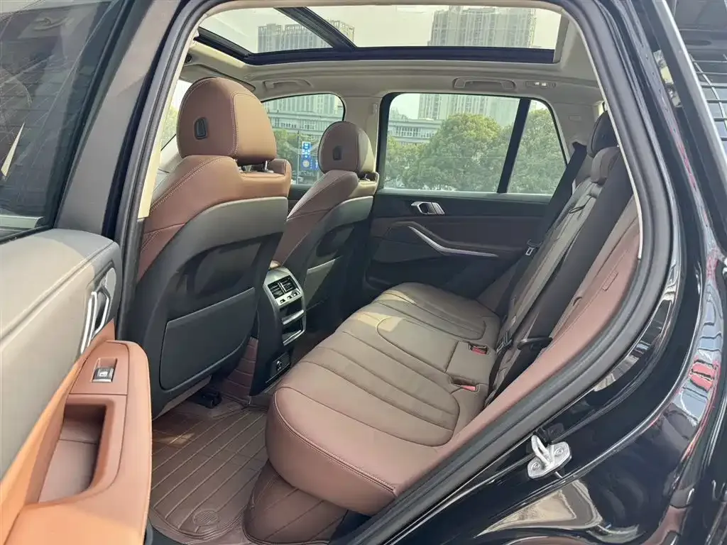 BMW X5 (Import) — фото 3